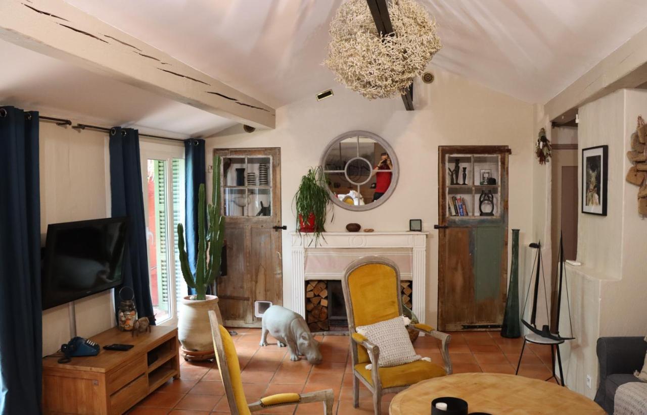 Grand Loft De Charme, Place Du Village A Thuir Exterior foto